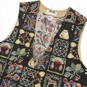 VTG Gotcha Covered Tapestry Vest XL (FIT M)‎ Cottage Floral Horse Fall USA 80s
